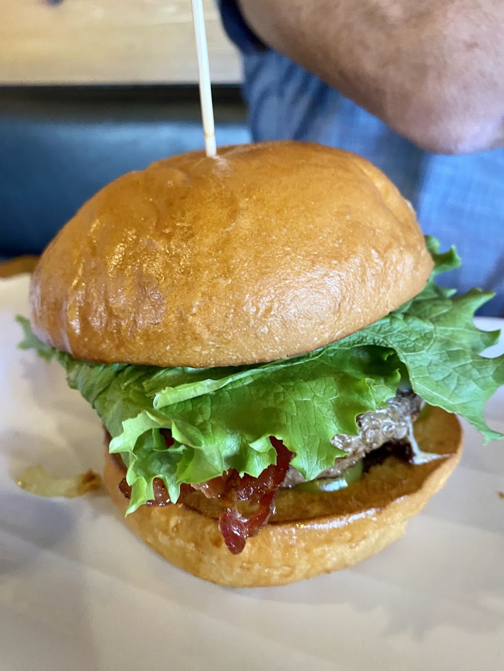 Annys Fine Burger