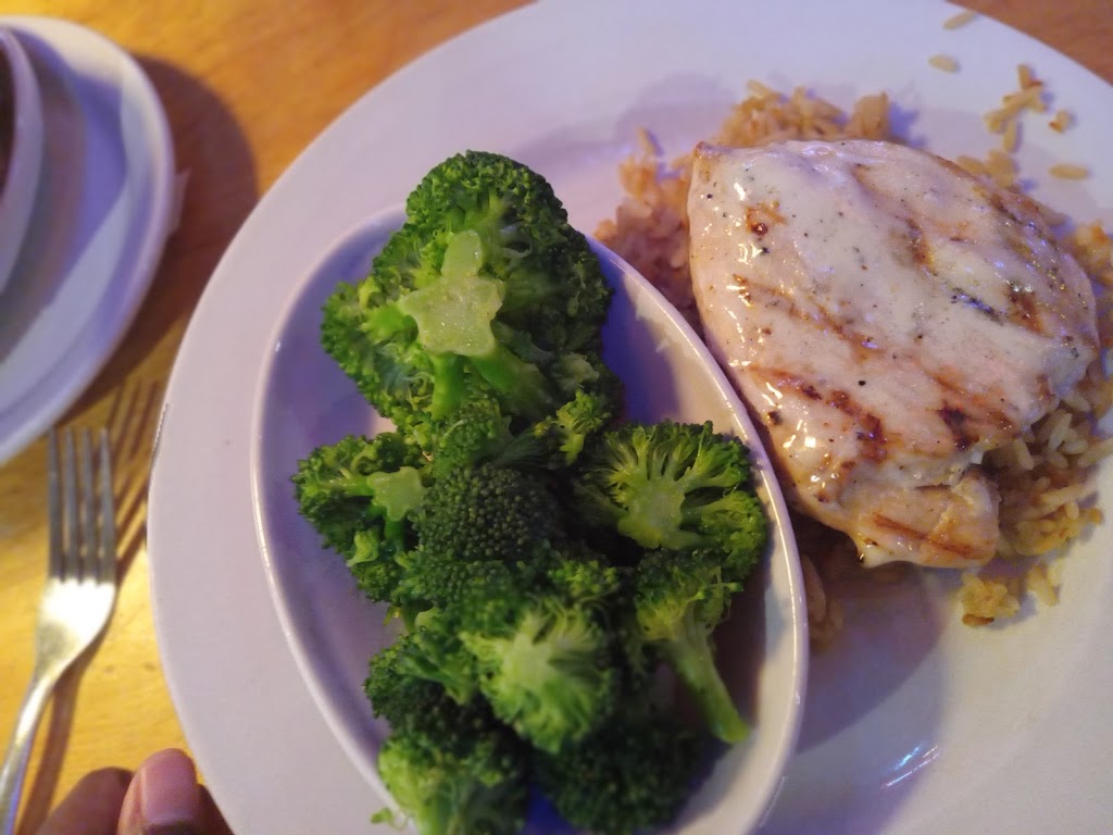 Logan's Roadhouse, Lufkin, TX