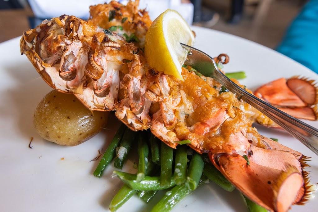 Brigantine Seafood & Oyster Bar