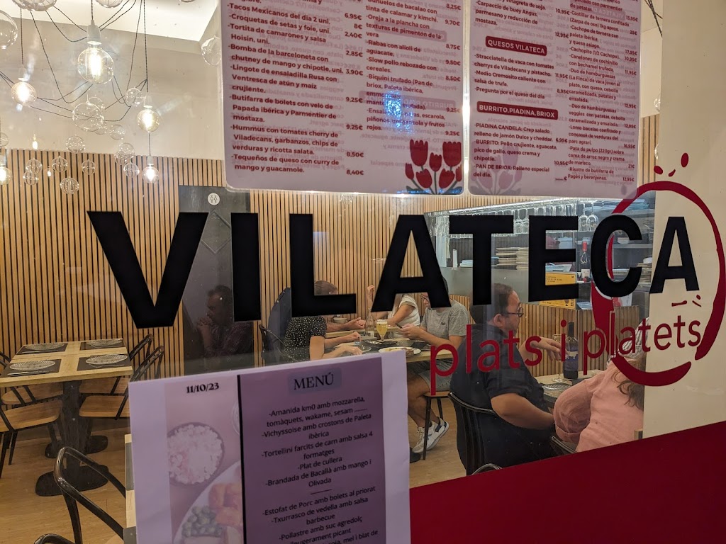 Vilateca, plats i platets