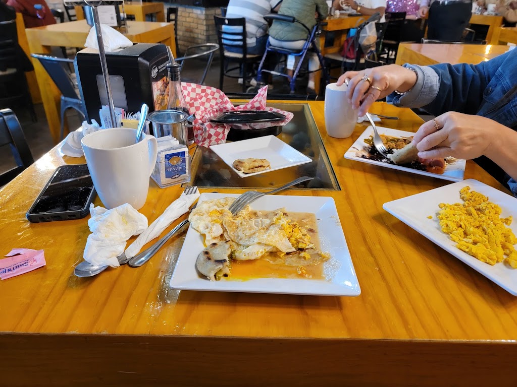 La traviata Restaurante