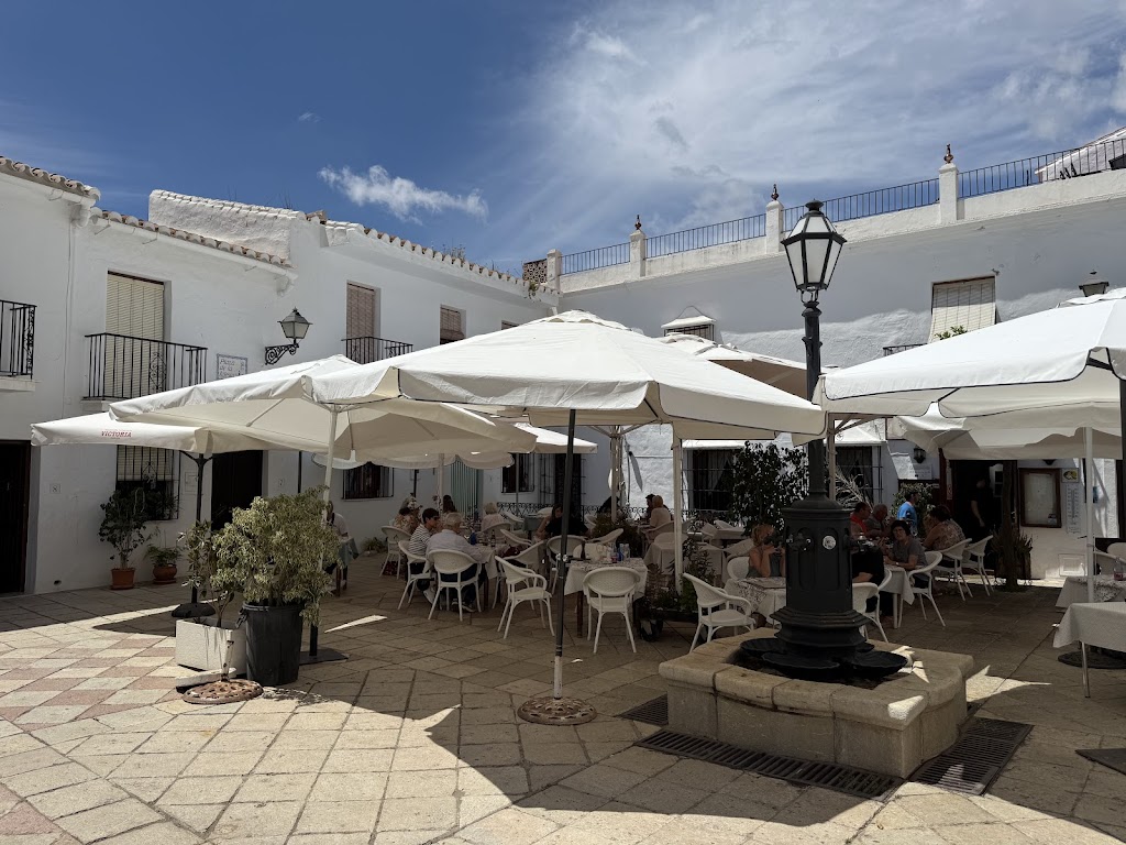 Sinatra's, Frigiliana