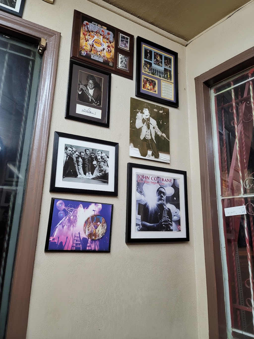 Jay Bee's Memphis Style Bar-B-Q