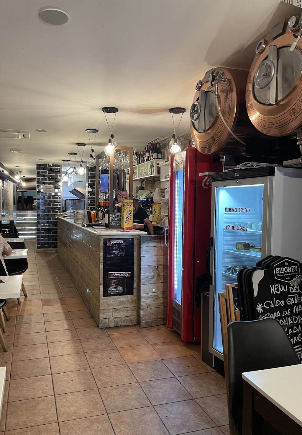 Café-Bar París