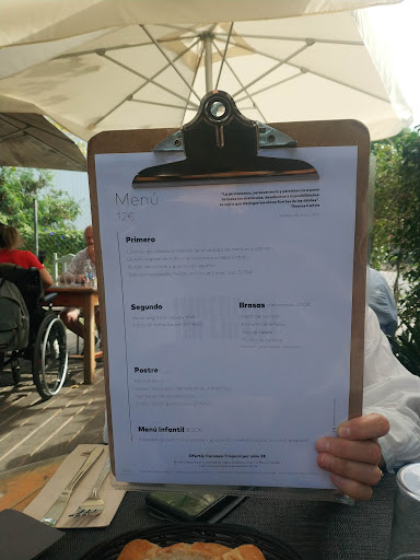 imperfect cafe restaurant solidari
