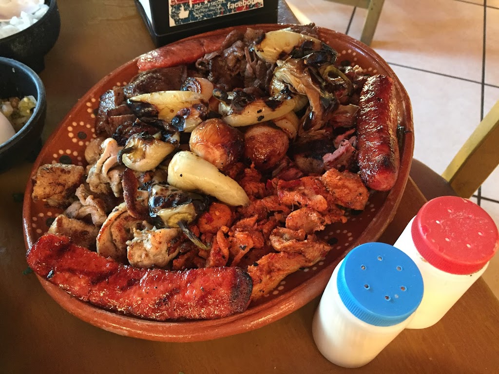 Tacos y carnes Julio