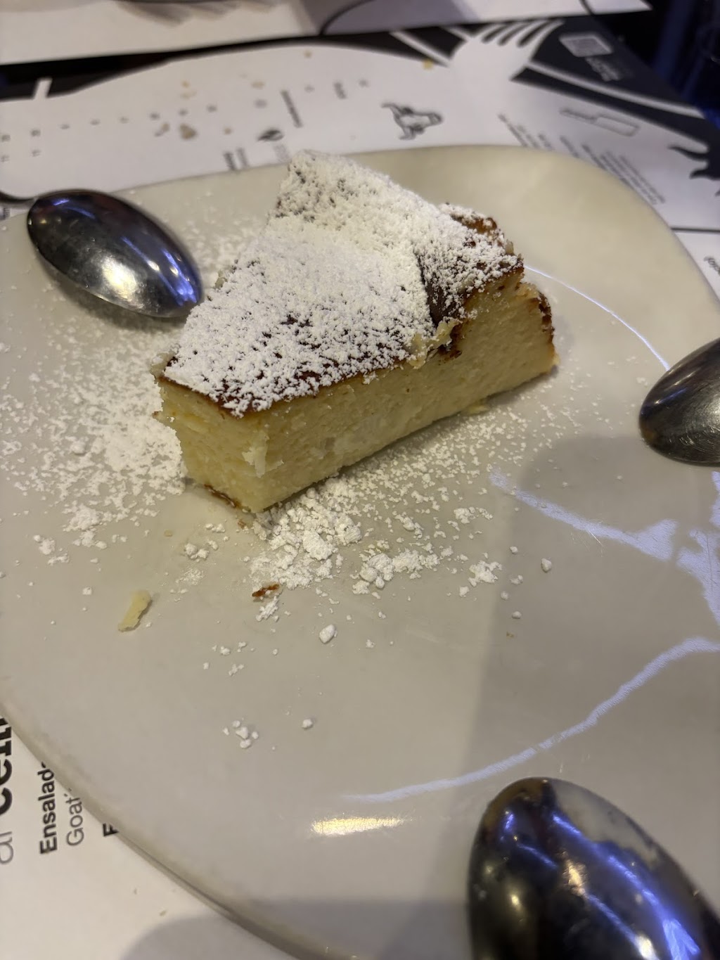 Plato al centro
