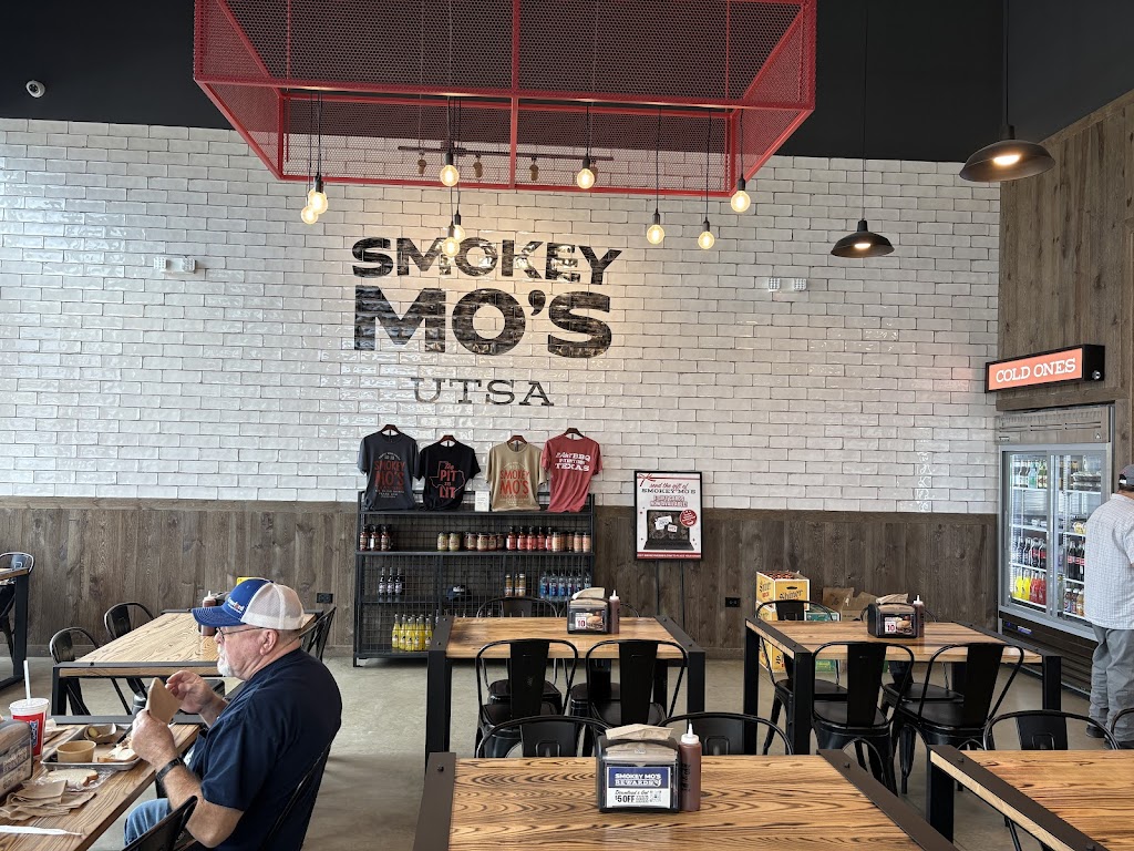 Smokey Mo's