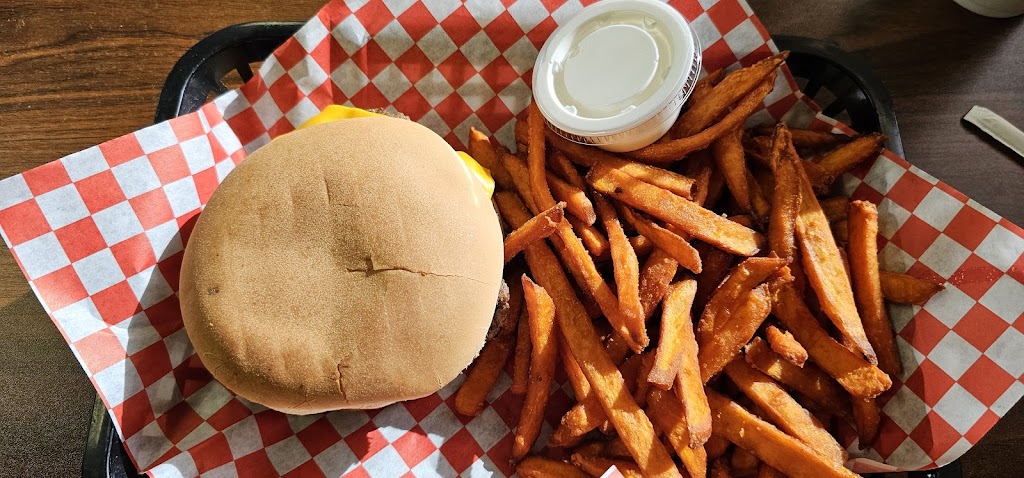Porky’s Burgers & Wings, Mesquite, TX