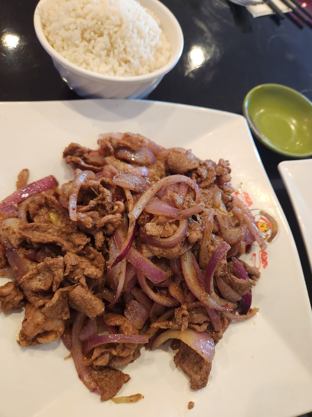 Lucky Noodle House