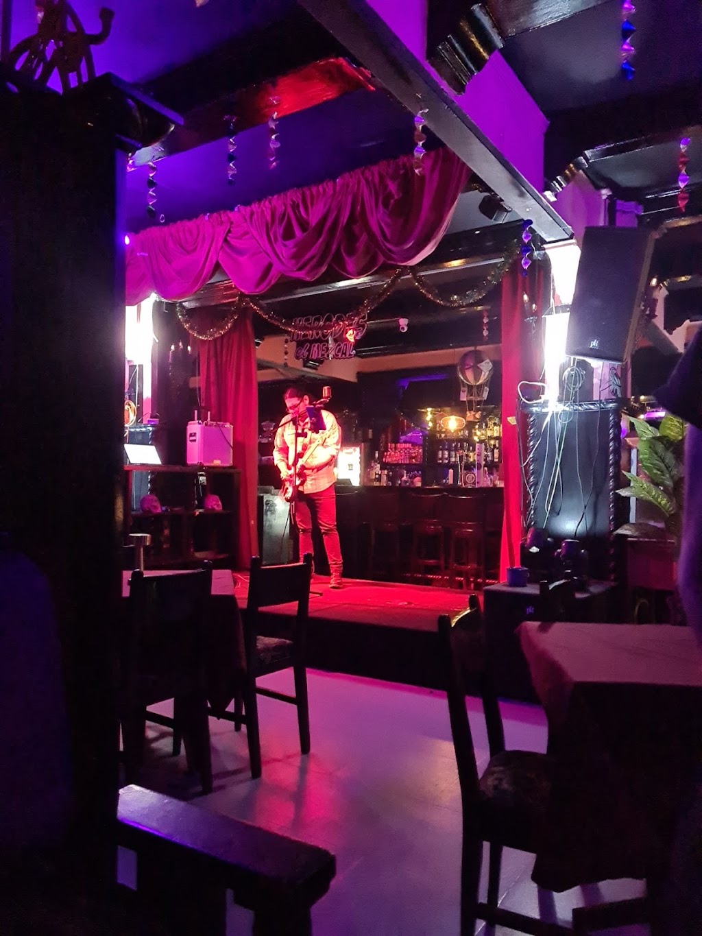 Bar-Salon