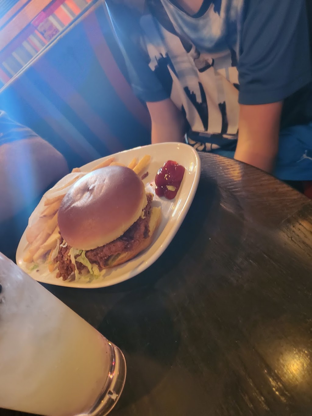 Red Robin Gourmet Burgers and Brews, Evansville, Indiana