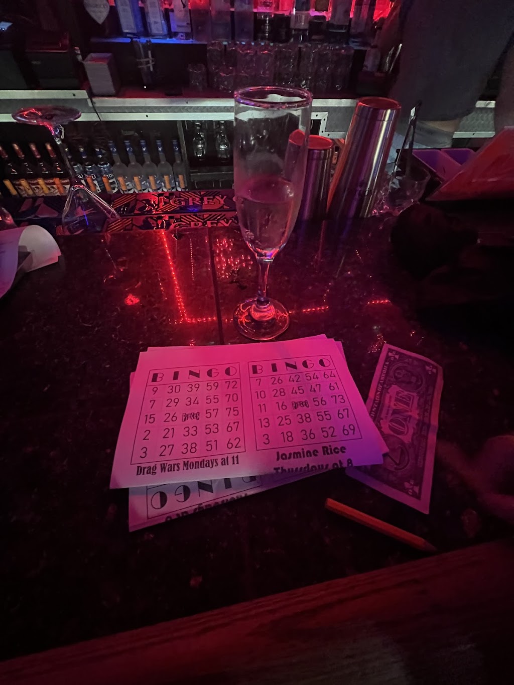 Pieces Bar