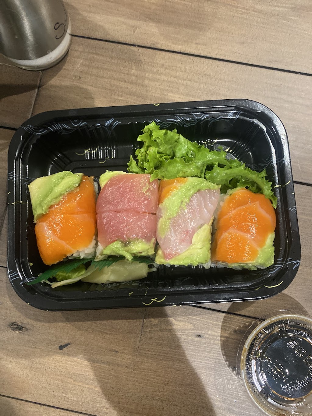 Yummy Sushi, Center-Line, MI