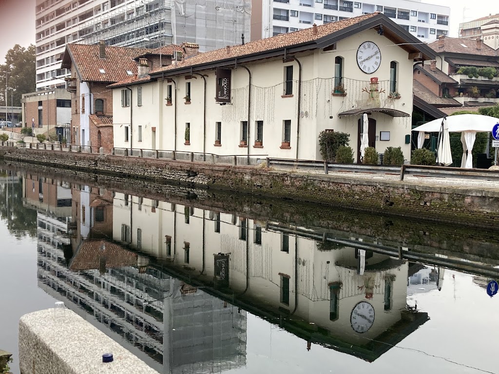 L'Angolo, Trezzano sul Naviglio