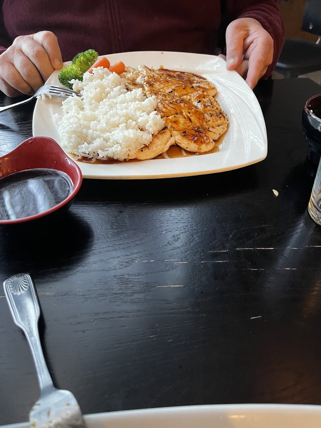 Sake Hibachi Sushi & Bar
