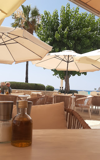 Aux Delices