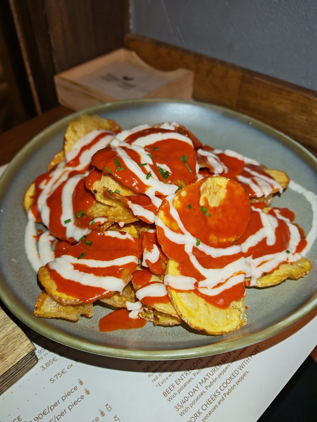 Tapas y Vino