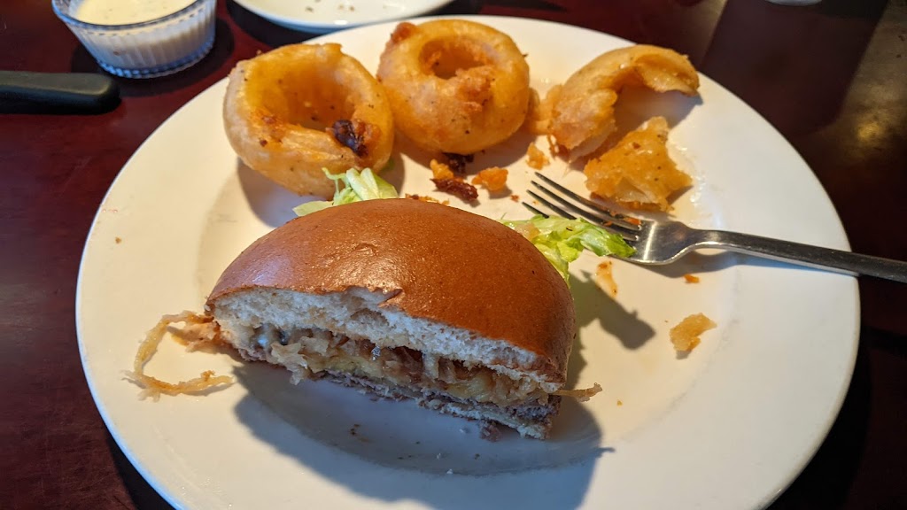 Mainstream Bar & Grill