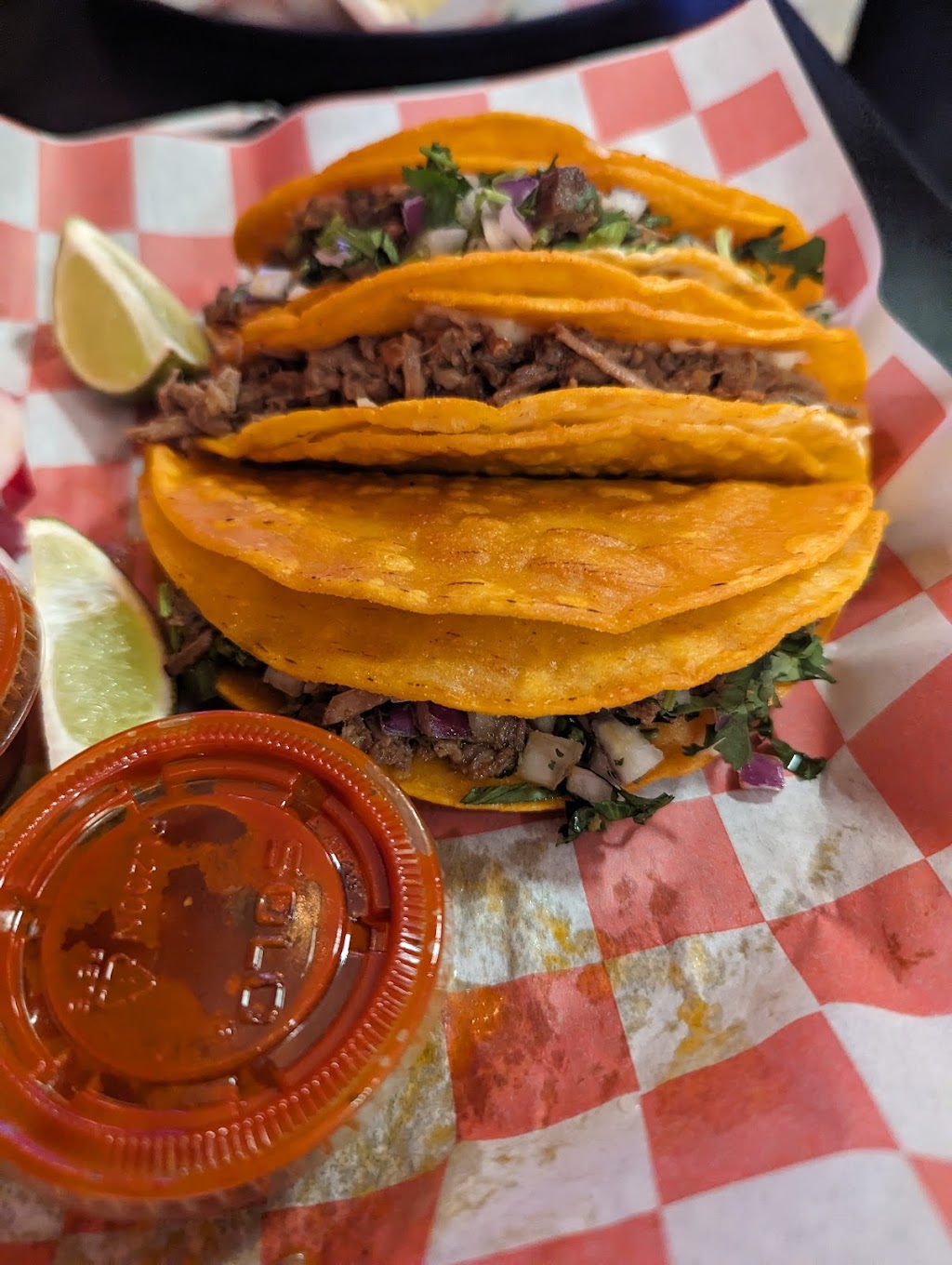 Los Barbaros Birria