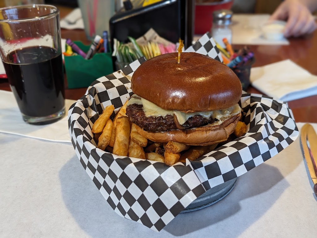 Buckets Sports Grill, Soldotna, AK