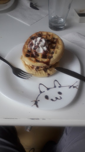 Oishii maid cafe