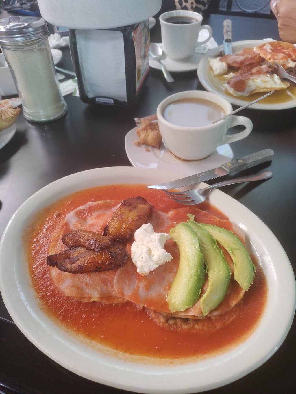 El Portón