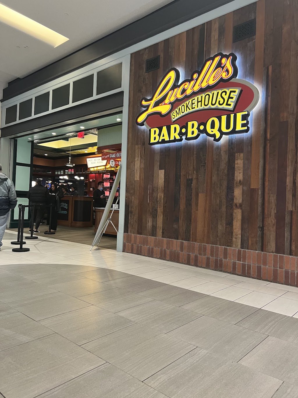 Lucille's Smokehouse BBQ