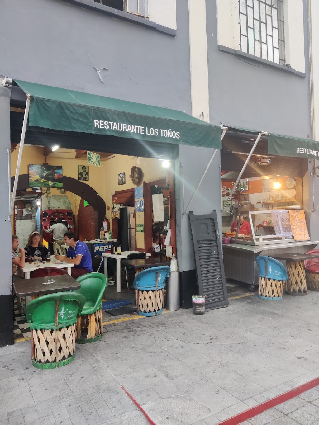RESTAURANTE LOS TOÑOS