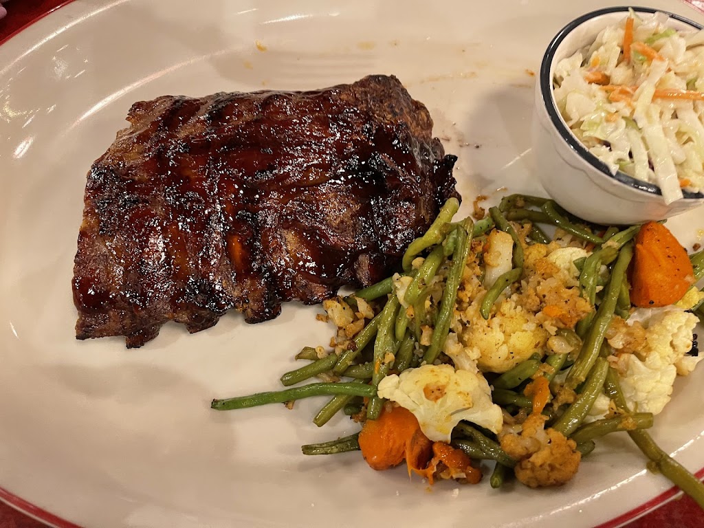 Lucille's Smokehouse BBQ