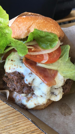 4 Blooms Burgers & Fries