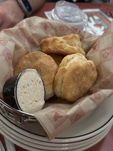 Lucille's Smokehouse BBQ