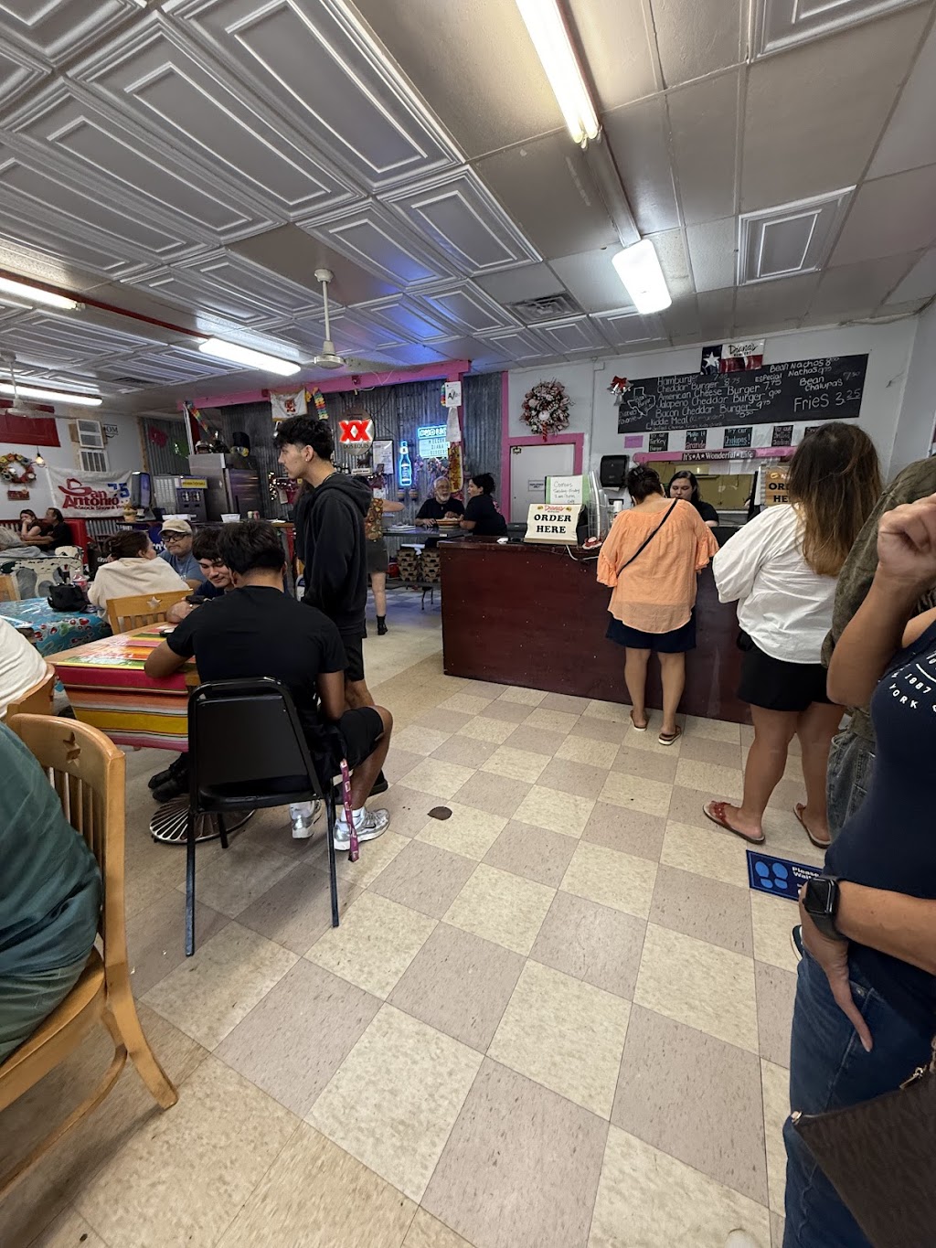 Diana's Burgers, Alamo Heights, TX