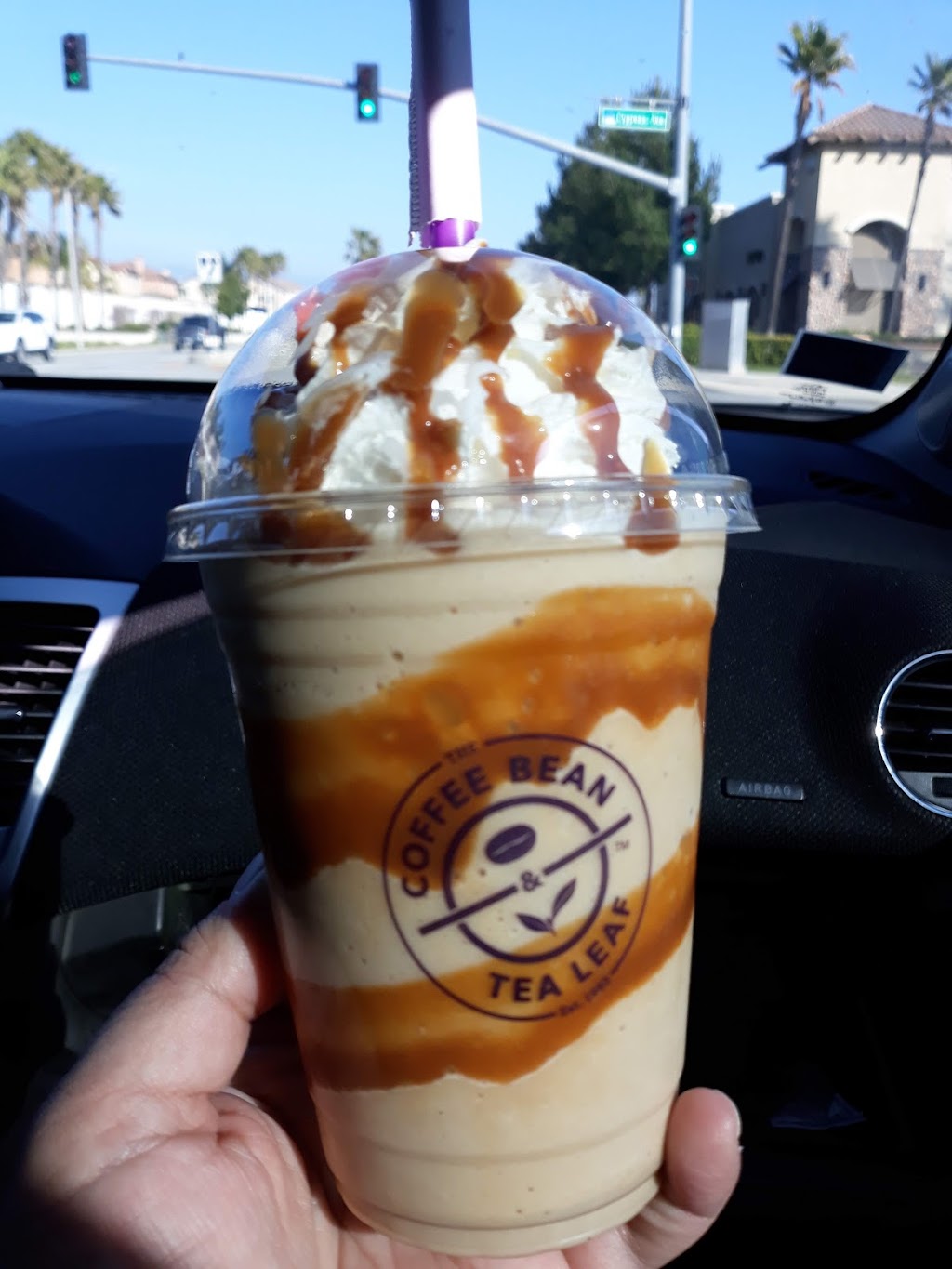 The Coffee Bean & Tea Leaf, Fontana, CA