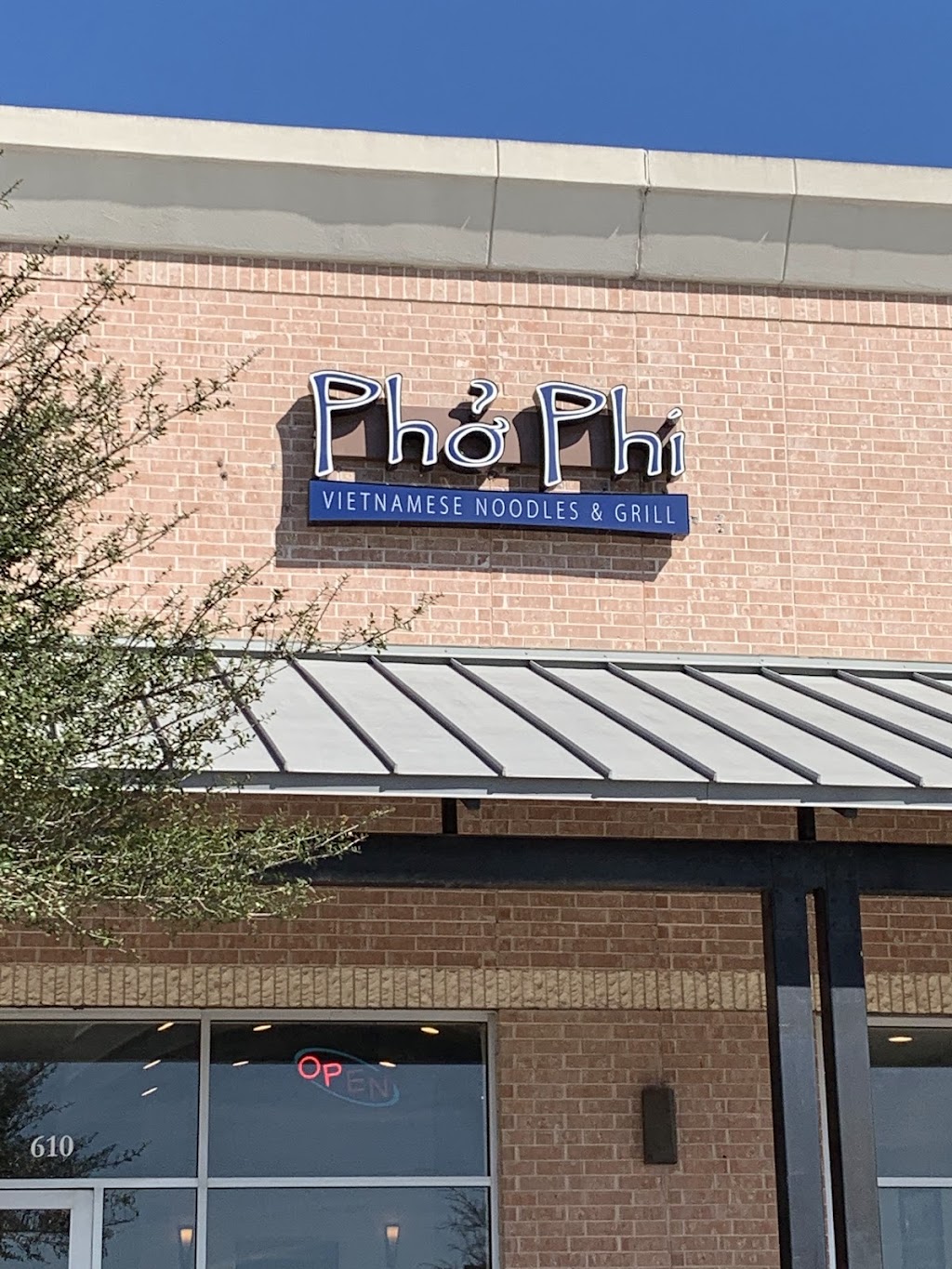 Pho Phi Restaurant