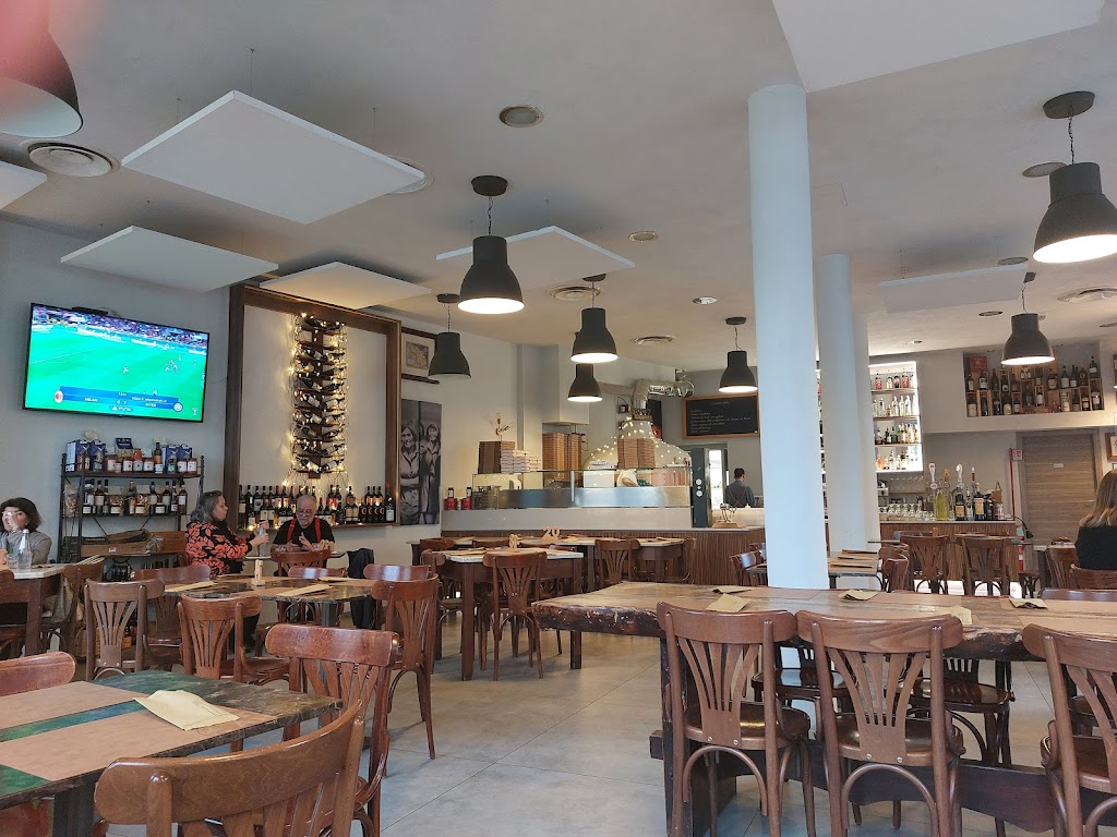Ambita Pizzeria con Cucina