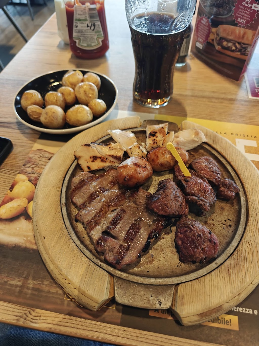 Roadhouse, Asti