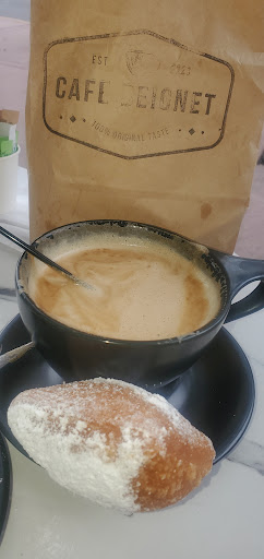 Cafe Fleur – Café & Beignet