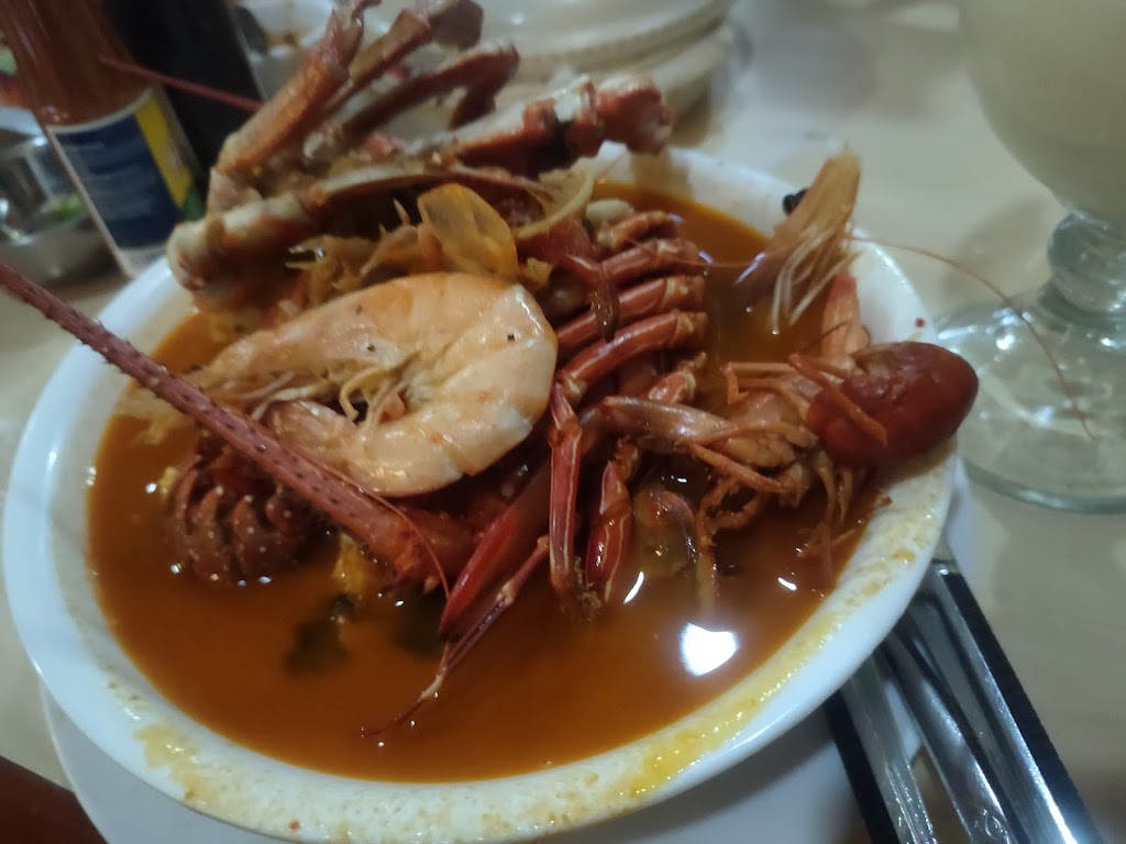 Mariscos El Güero 2, Lázaro Cárdenas, Mexico