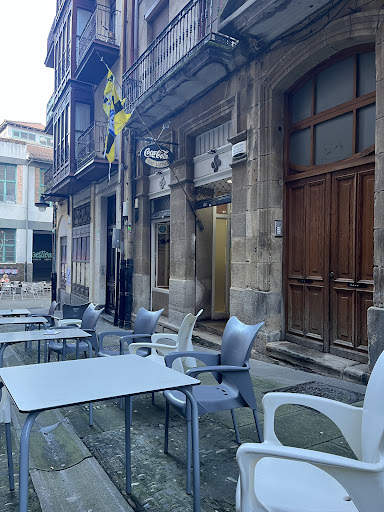 Bar Larrun, Portugalete, Spain