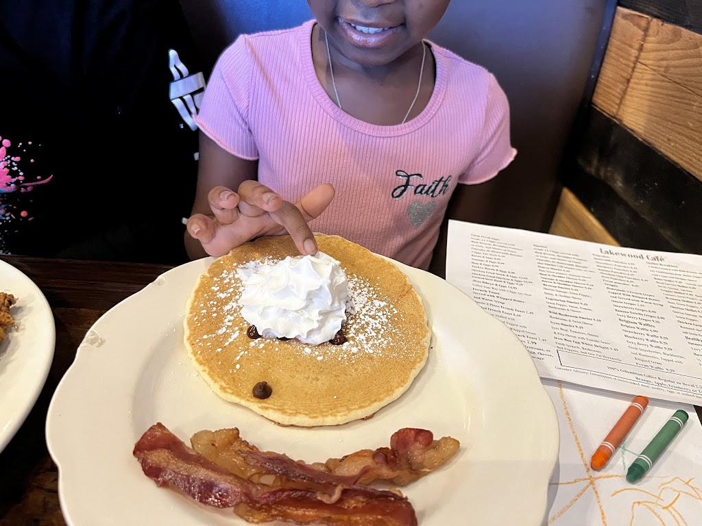 Lakewood Cafe