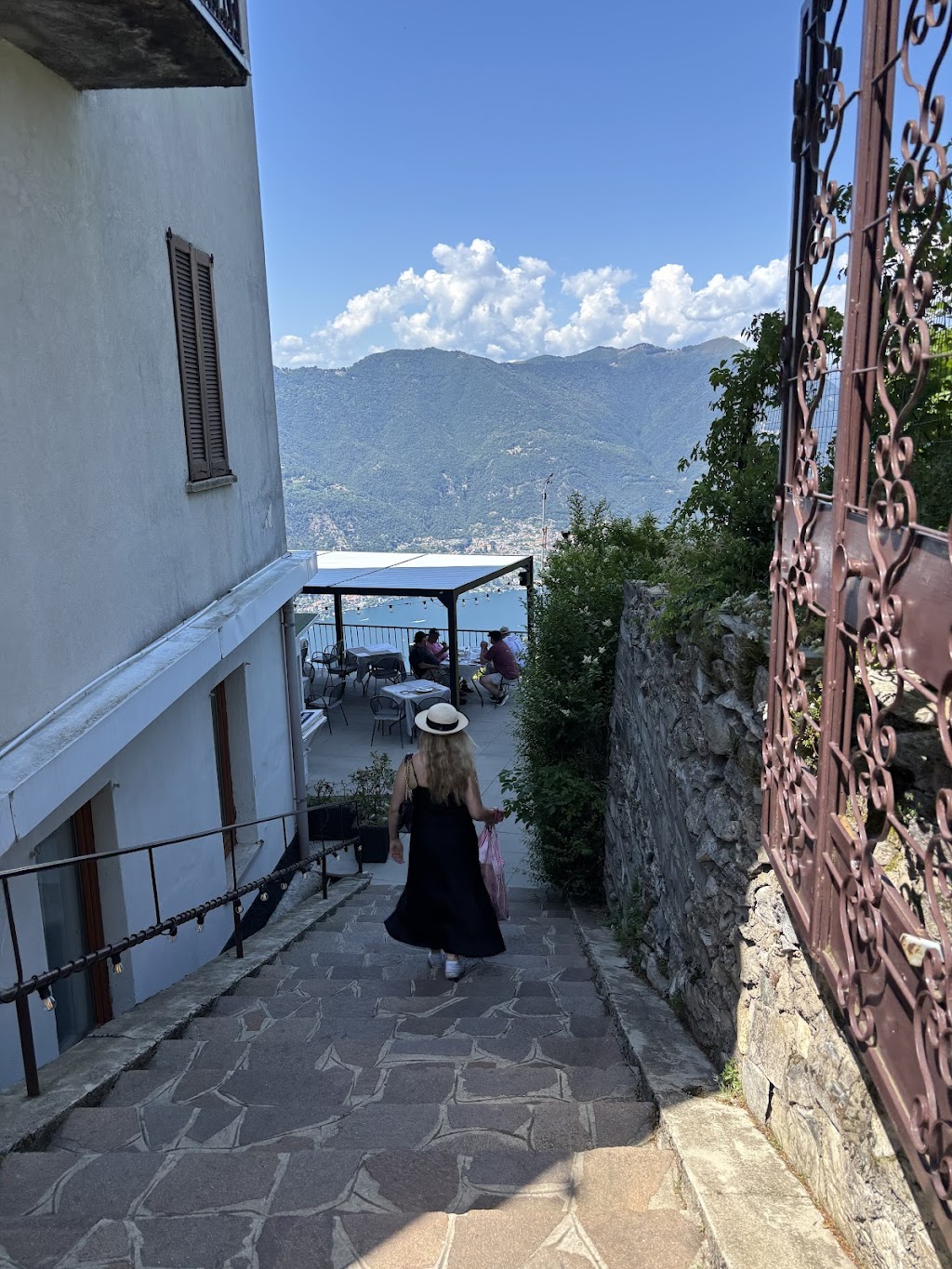 MamaGina Bistrot & Restaurant