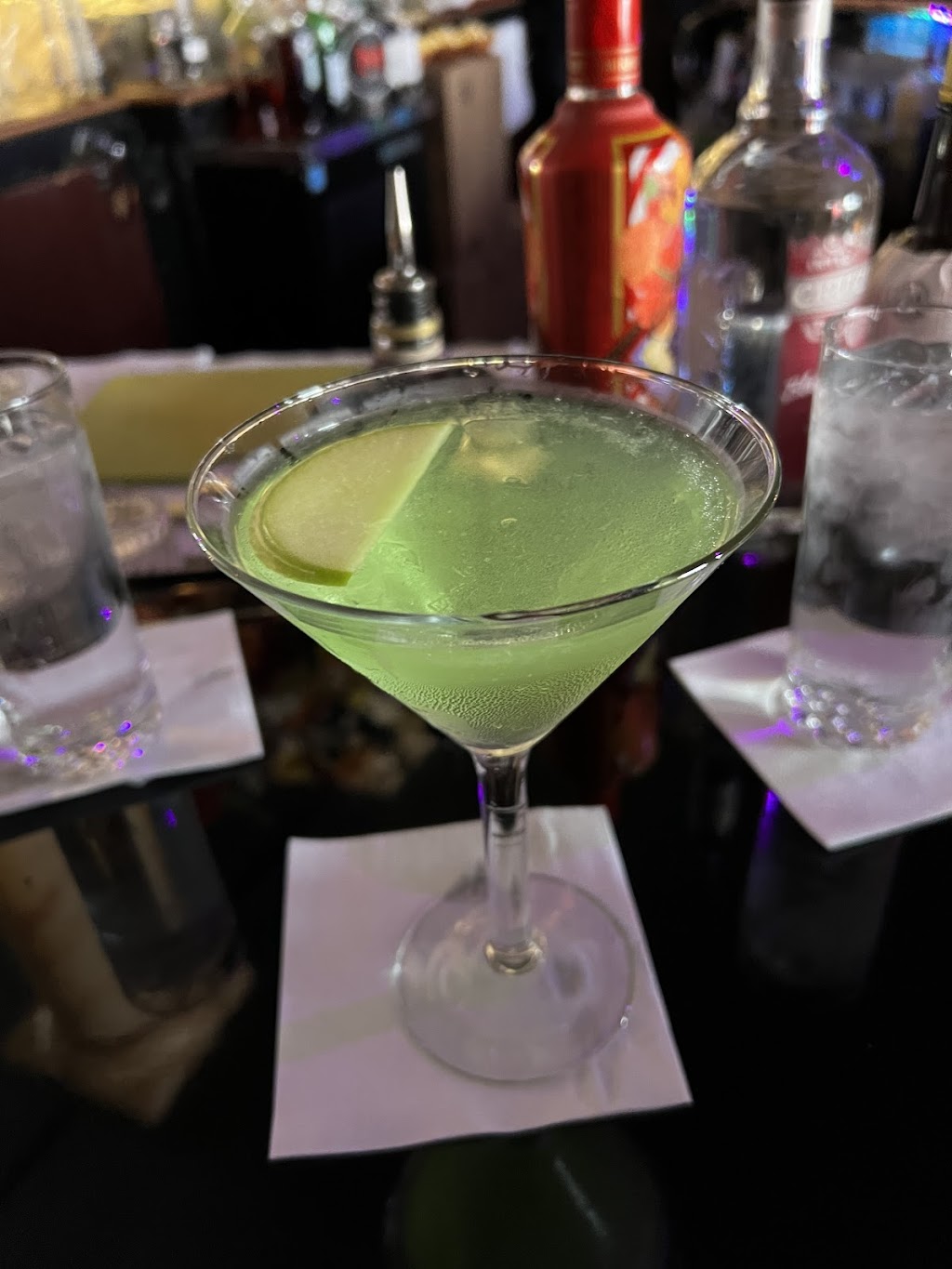 Martuni's
