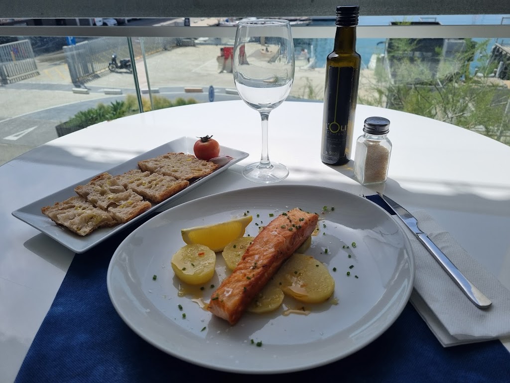 Port Vela. La cerveseria del rompeolas