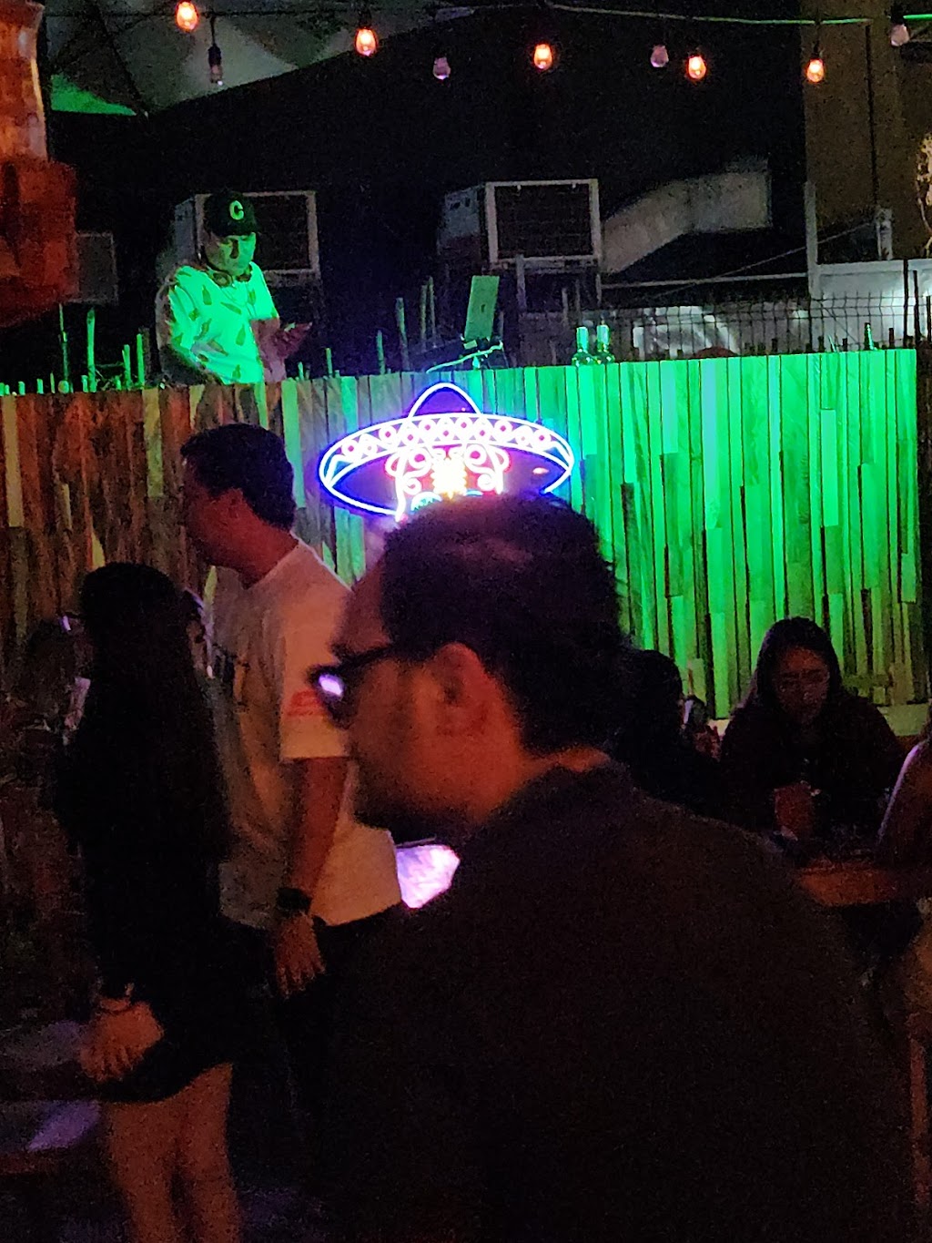 ¡Cantaritos Mazatlán! El Charro