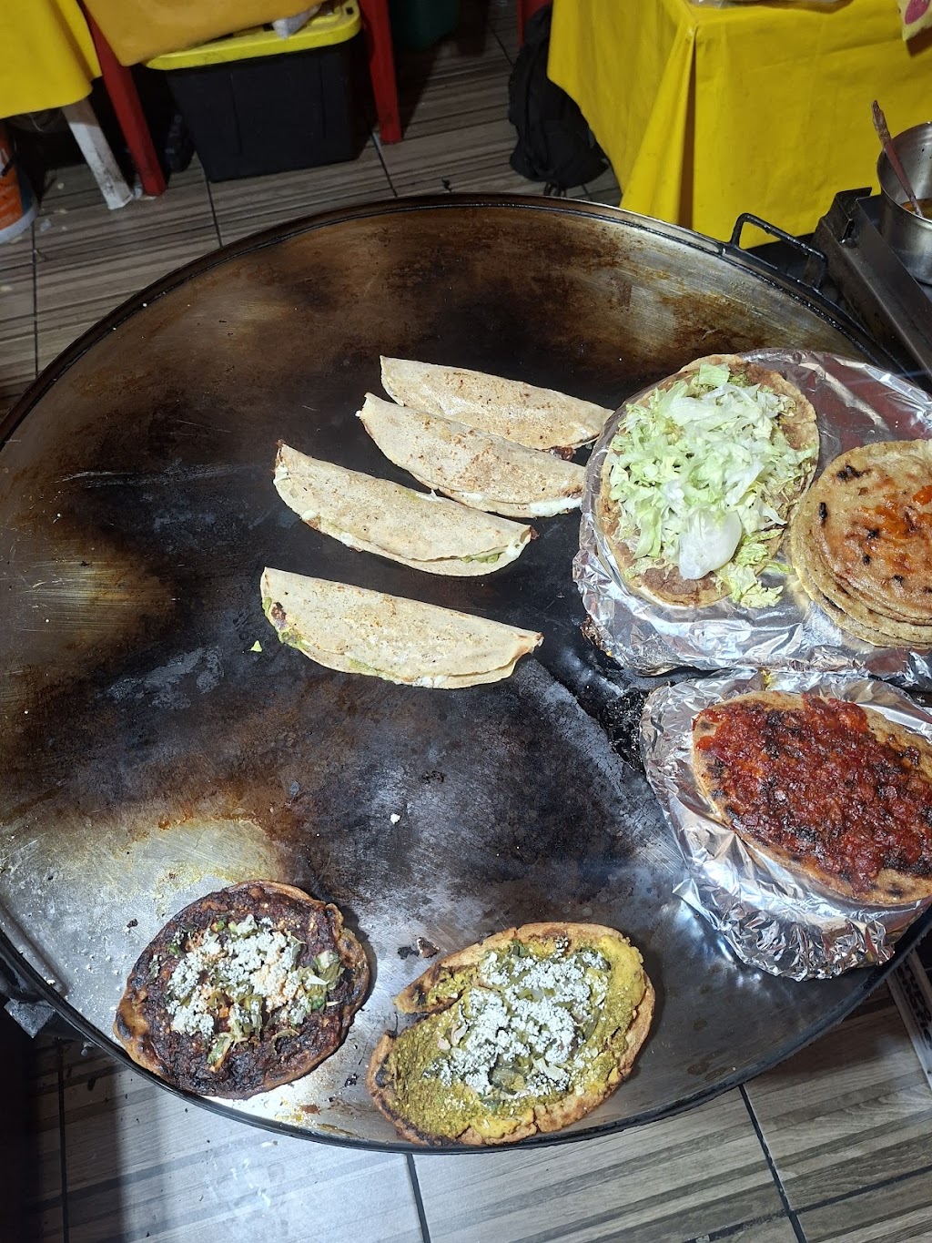 Tacos, Quesadillas, Tlacoyos