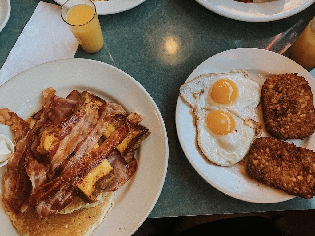Ellie's Diner & Restaurant