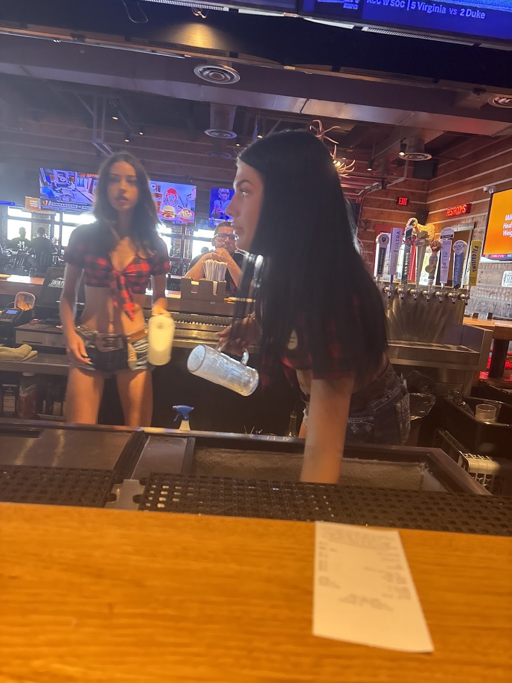 Twin Peaks, Northlake, TX