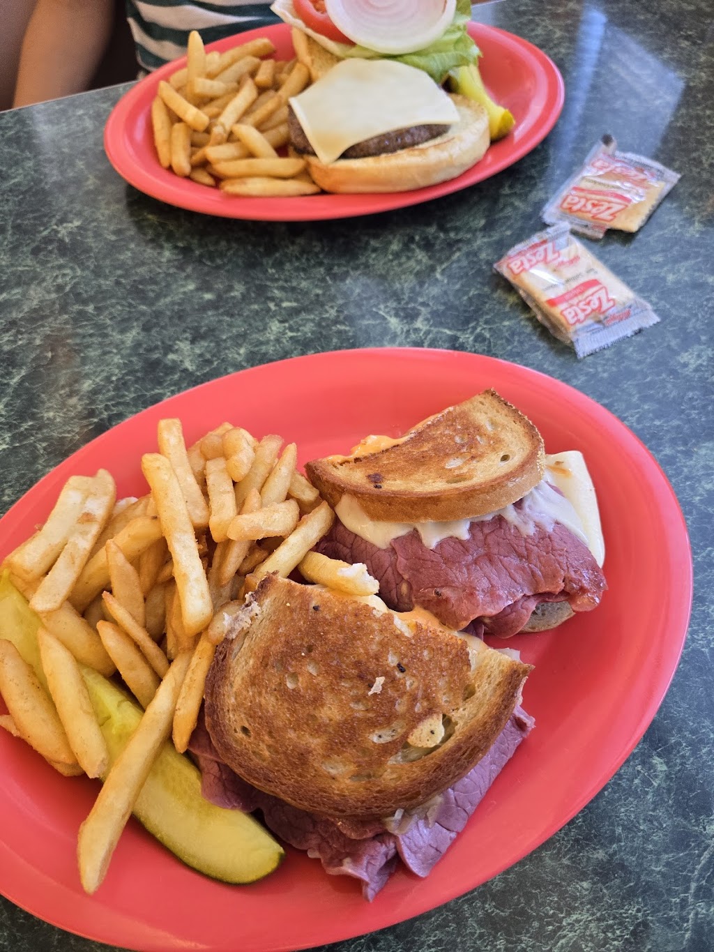 Chris's Chuck Wagon Diner