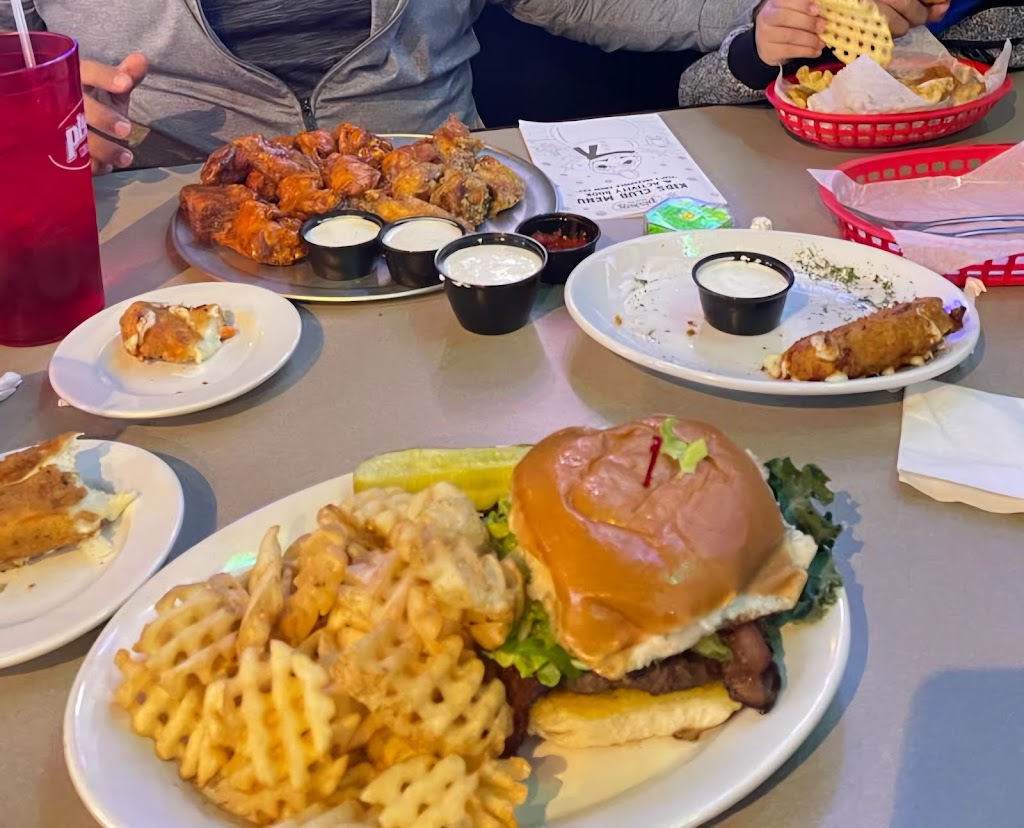 Pluckers Wing Bar